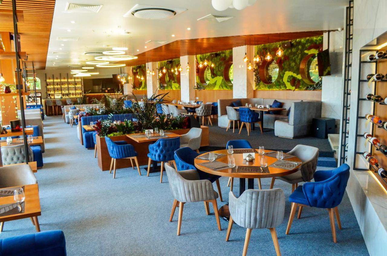 Park Hotel Stara Zagora Exteriér fotografie Restaurant