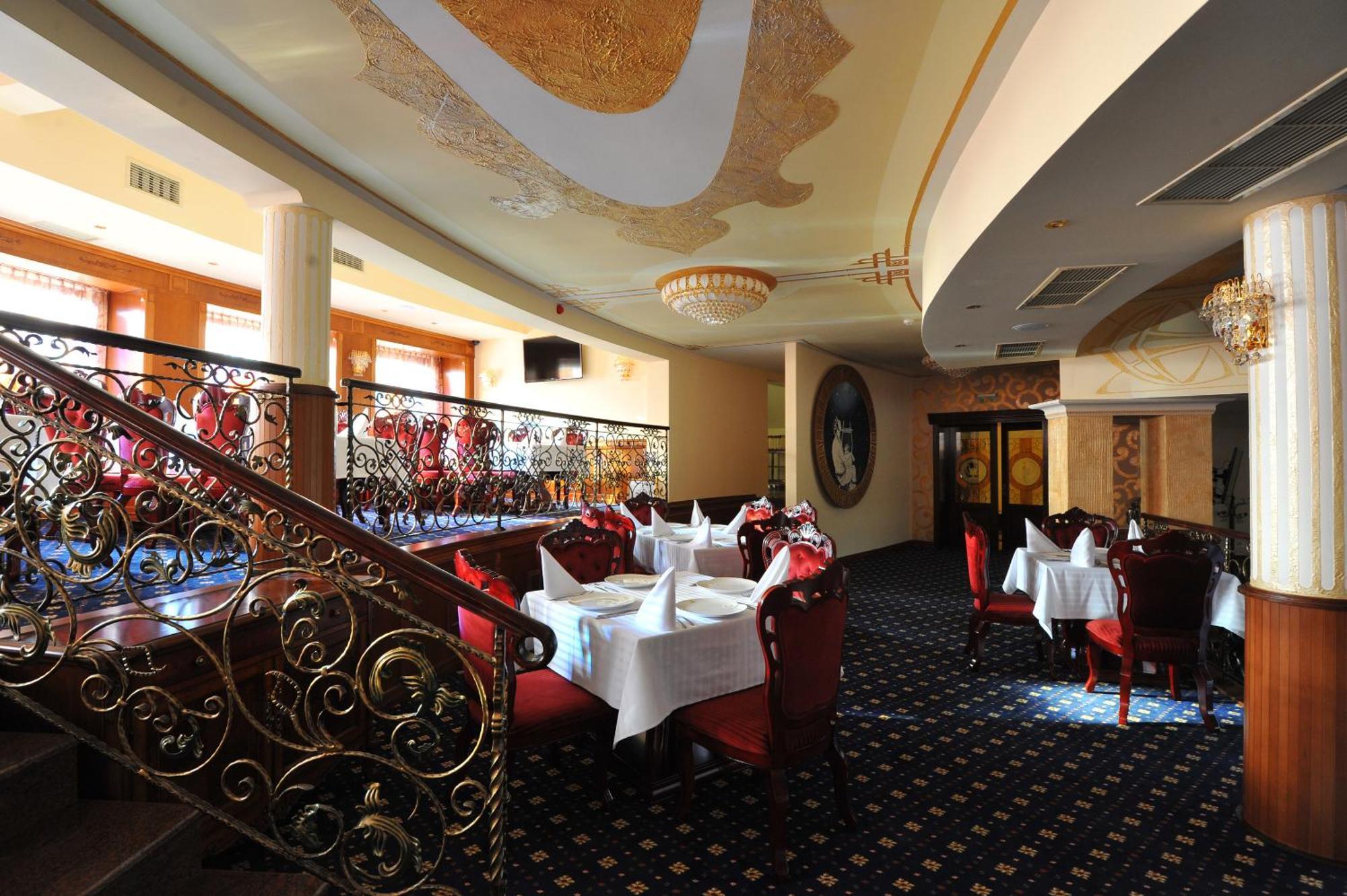 Park Hotel Stara Zagora Exteriér fotografie Restaurant
