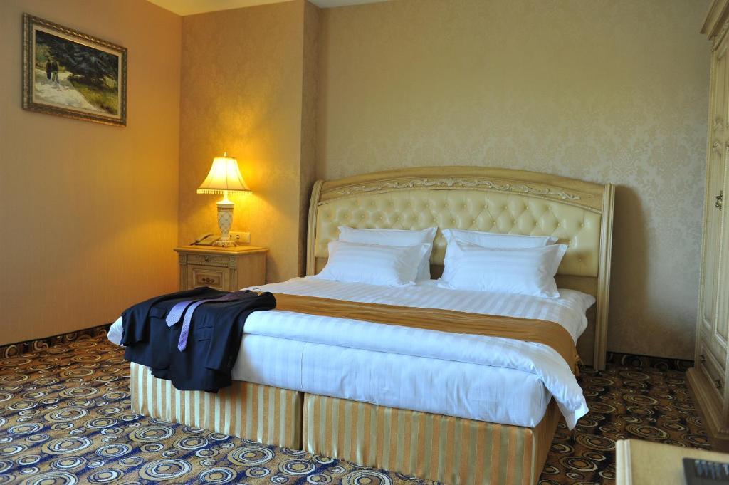 Park Hotel Stara Zagora Pokoj fotografie A bedroom at the hotel