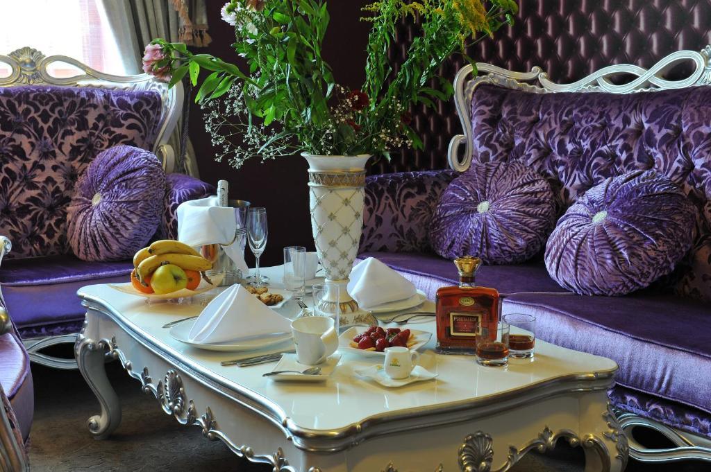 Park Hotel Stara Zagora Pokoj fotografie A table set for afternoon tea